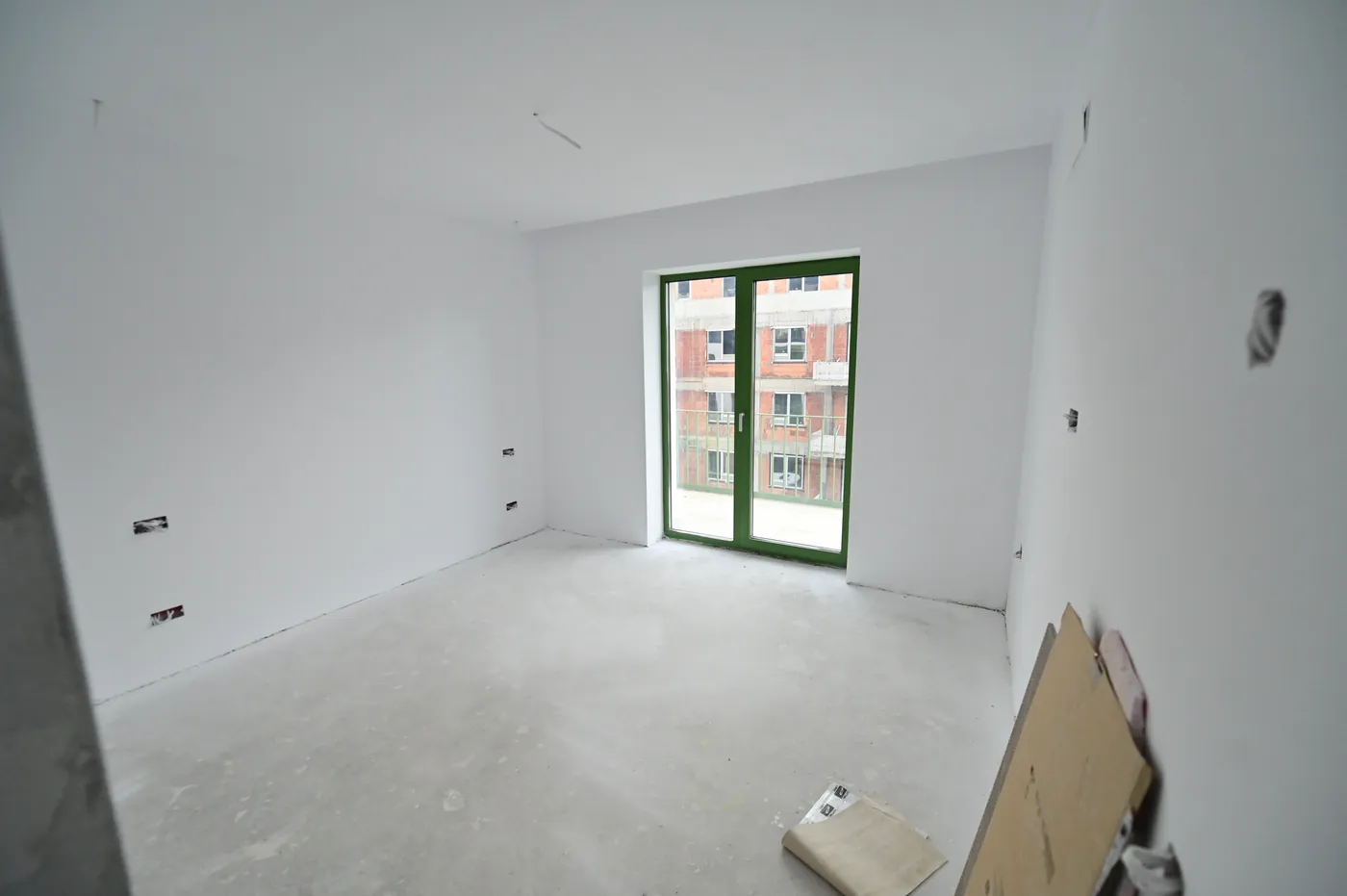 The Lake Apartment, Ap. 20, before 2