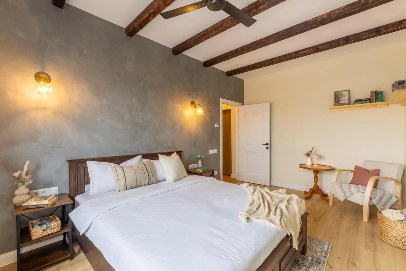 Penthouse Rezidențial, vedere generală
